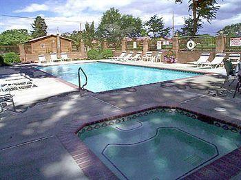 Austin'S Chuckwagon Motel Torrey Exterior foto